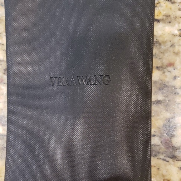 Vera wang taupe sunglasses v409 - Picture 2 of 4